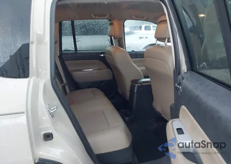 2016 Jeep Compass Latitude из США, поврежденный, VIN 1C4NJCEB3GD784479